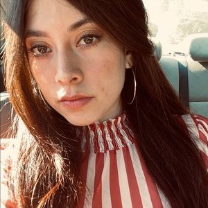 Meet your Posher, Denise